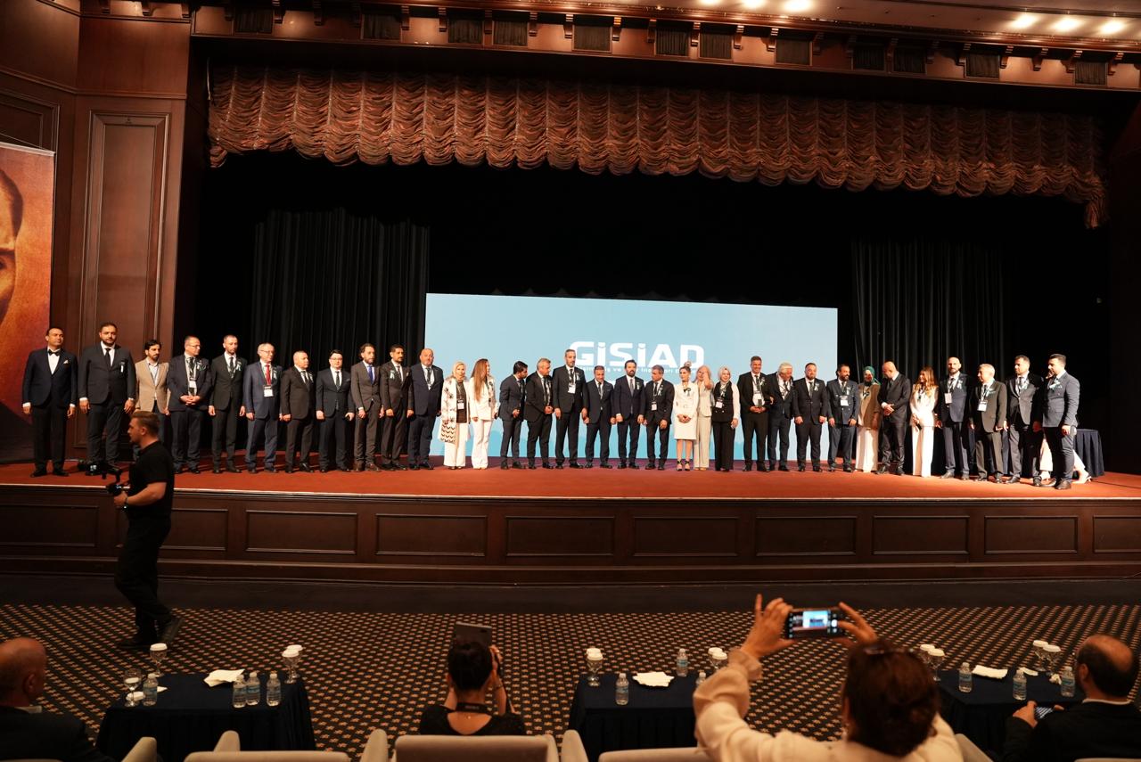 GİSİAD Genel Kurulu'nda Yönetim Kurulu Üyeleri Yeni Dönem Yol Haritasını Anlattı