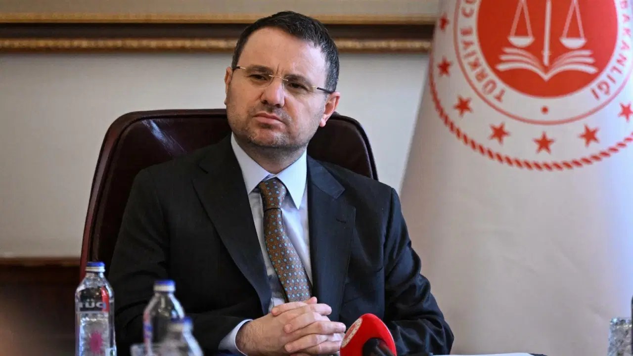 Akın Gürlek'ten AHBAP Derneği Açıklaması: Soruşturma Detayları Paylaşıldı